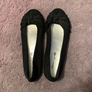 American Eagle flats